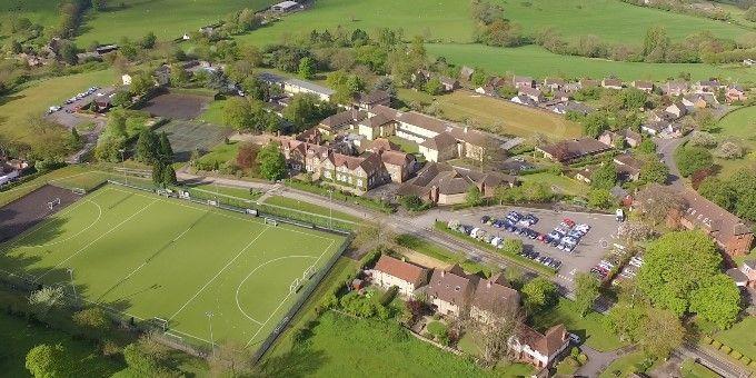 Bruton School for Girls / 布鲁顿女校